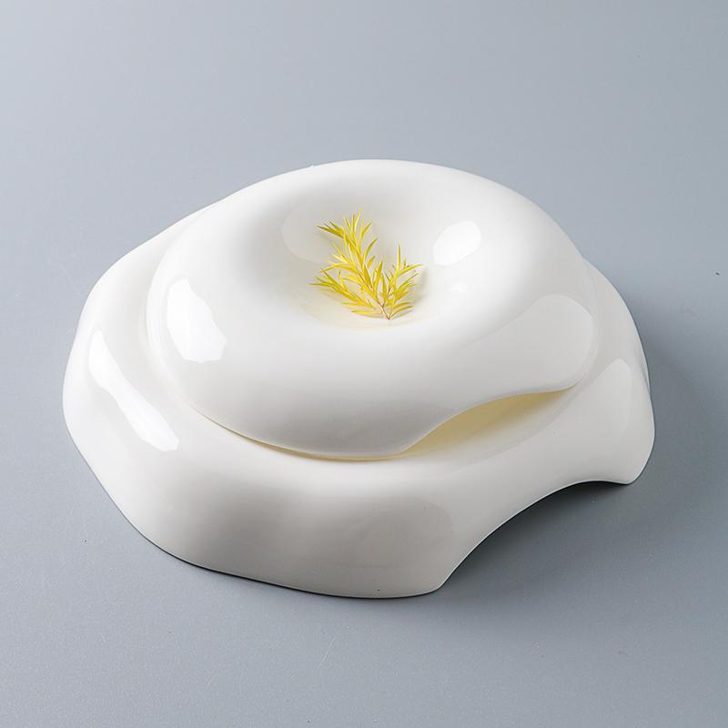 BRCeramic Sushi Dish Restaurant Porcelain Lotus Leaf Molecular Cuisine Tableware Dessert Snack Plate Dipping Sauce Fruit PlatterEY