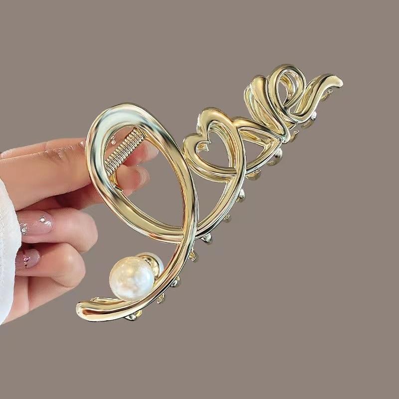New Fashion Metal Love Star Claw Clip Elegant Hollow Hair Clips Crab Barrettes Hairgrip Hairpins For Women Hair Accessories Gift