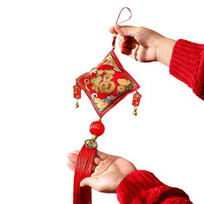 Bahar Şenliği Kırmızı Kolye Şanslı Çanta Fener Küçük Süsler Oturma Odası İçin Çin Yılı Dekorasyonu