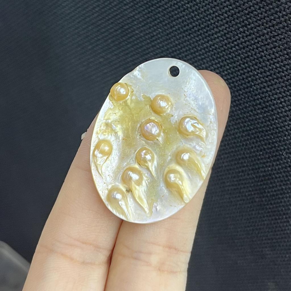 3Pcs, Natural Shell Mother of Pearl Beads with Holes, Boho Handcrafted Oval Loose Beads, 28×38mm, for DIY Necklace, Jewellery Making, Festive Crafts