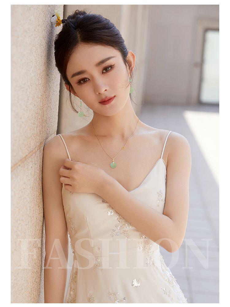 Hetian Jade Necklace: 2025 Women's Jade Pendant Choker with Peace Buckle Clavicle Chain In New Chinese Style