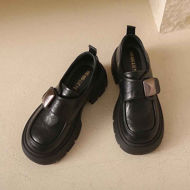 

Черные туфли на платформе из маленькой кожи женские маффины новая обувь универсальные одинарные туфли 40 чёрный