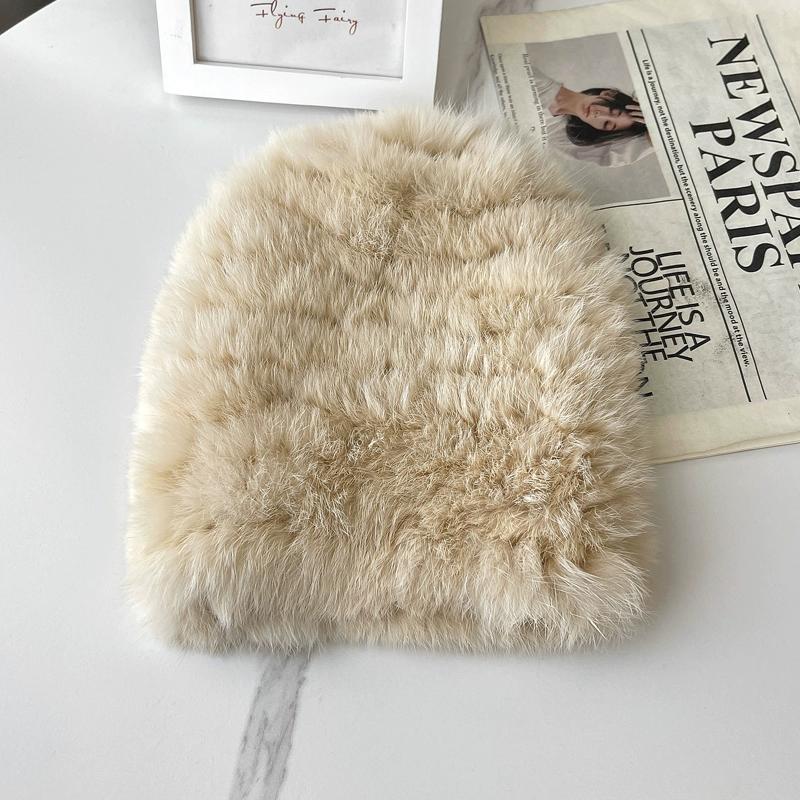 Pălărie Rotundă Mică Tesută din Blană de Iepure Nouă pentru Toamnă și Iarnă, Versiune Coreeană Femeiască, Sac Cald pentru Protecția Urechilor, Pălărie Tricotată din Blană Arată Fața Mică