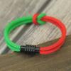 Noter Stilvolles Weihnachts-Schnurarmband für Männer und Frauen, 4 mm Schnur, Rot-Grün Zweifarbiges Charms-Armband, Vielseitiges Accessoire, Joias