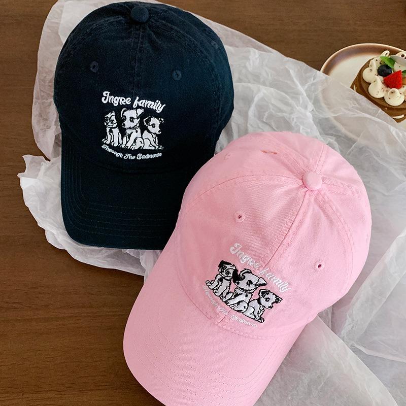 Cute red dog baseball cap female niche retro versatile face small big head circumference peaked cap tide