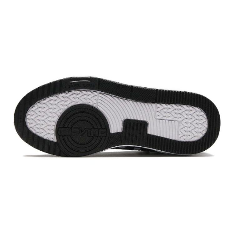 Anta Kids Round Toe Lace-Up Shock Absorbing Wear-Resistant Low-Top Skate Shoes Kids Sneakers Black White 312418005-2