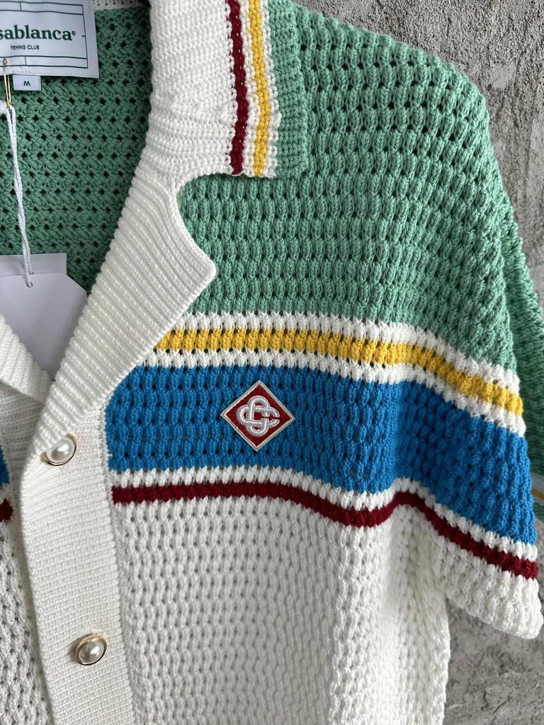 Auf Lager CASABLANCA Handgestrickter gestreifter Pullover-Cardigan aus reiner Baumwolle
