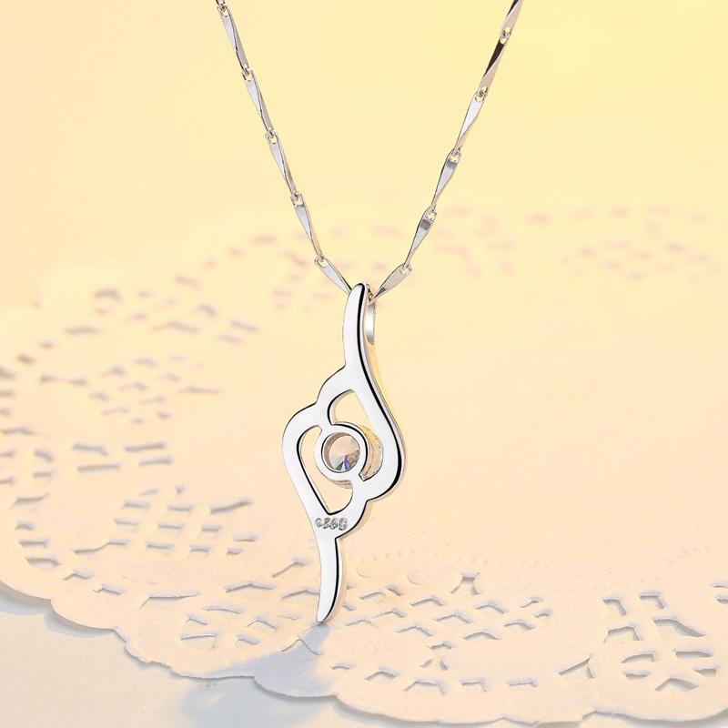 Jewelry Only Love Smart Pendant Korean Edition Temperament Lamp Luxury Haoshi Necklace Fashion Female Ins Premium