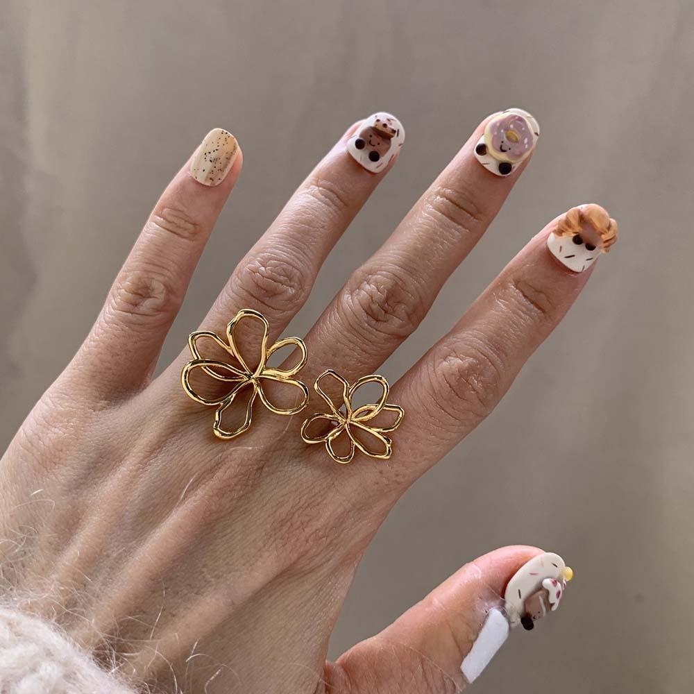 Exaggerated Golden Flower Ring Irregular Open Hollow Out Ring  Festival Gifts