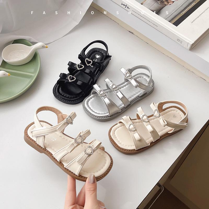 Girls sandals 2025 summer new fashion baby bow soft sole princess shoes children love beach shoes