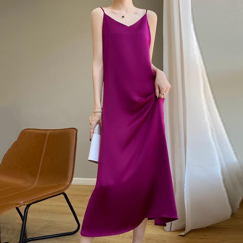 Vestido Slip de Seda Mezclada con Cuello en V para Mujer Talla Grande - Colección Primavera 2024