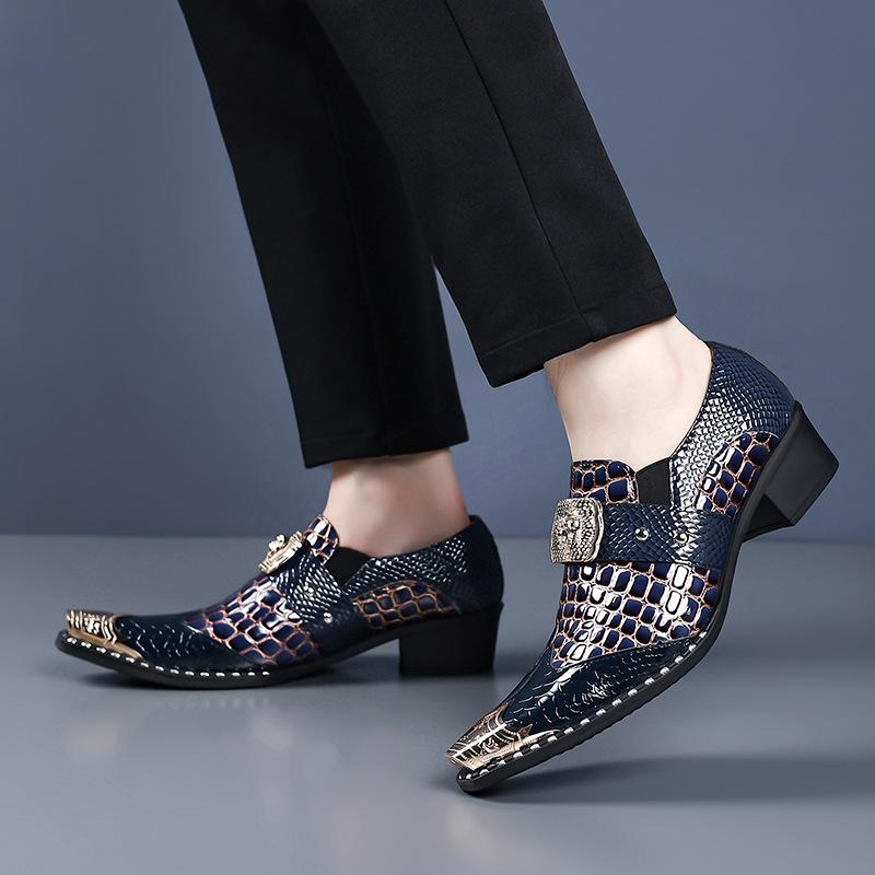 Men's crocodile pattern leather shoes iron head dress shoes men's large size leather shoes