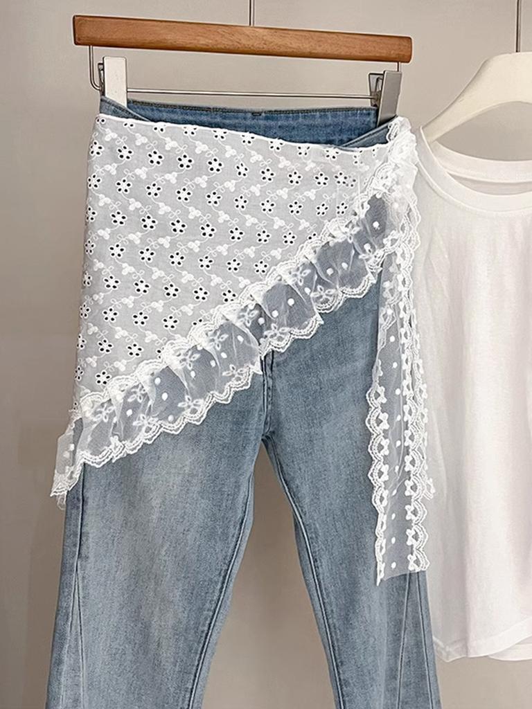 1 Piece of White Lace Triangular Headscarf, Women's Exquisite Embroidery, Cotton Toe Cover, Fart Curtain, Seaside New Style