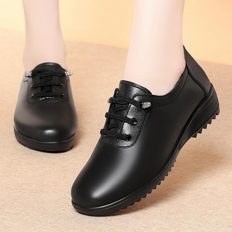Spring New Women's Single Leather Shoes Low Heel Casual Shoes Soft Sole Soft Surface Maternity Shoes Driving Shoes JZZ0