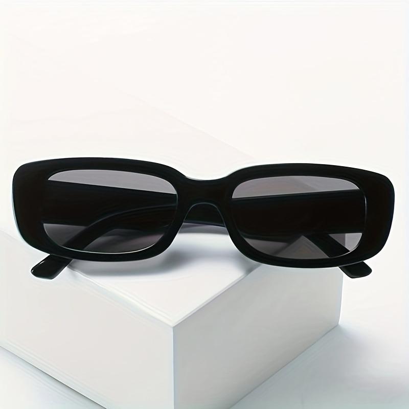 12 Piece Set of Small Frame Casual and Fashionable Sunglasses Black High-end Cool Glasses Suitable for Beach Travel