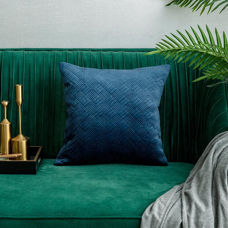 Solid Green Red Sofa Cushion Velvet Pillow Tender Comfortable Living Room Car Decoration 45x45cm Home Simple Daily All-Purpose