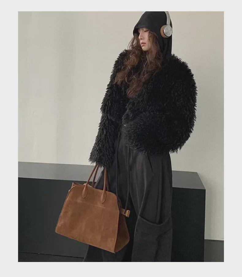 The Row – Margaux 15 – Tragetasche aus Wildleder im Retro-Look