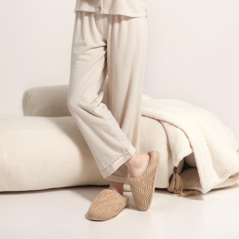 Cotton Slippers Women's Winter New Indoor Home Warmth Velvet Thick-soled Waterproof Leather Slippers Men's Winter