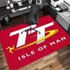 Isle of Man TT Logo Červené Pozadí Tisková Plocha Koberec na Podlahu Fanoušek Motocyklů Protiskluzová Obdélníková Podložka do Domu Herní Místnost Obývací Pokoj Ložnice Dekorace Domu Koberec