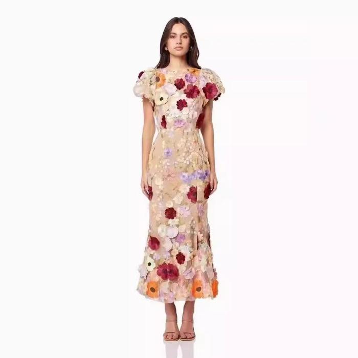 Nuovo abito di primavera, lusso leggero, scollo rotondo, ricamo, fiore tridimensionale, manica a sbuffo, lunghezza media e lunga, gonna a tubino