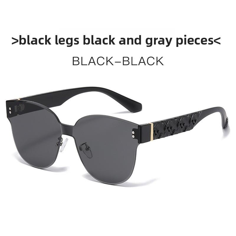 

Stylish Pc Frame Square Sunglasses With Gray Lenses For Daily Commuting And Outdoor Black