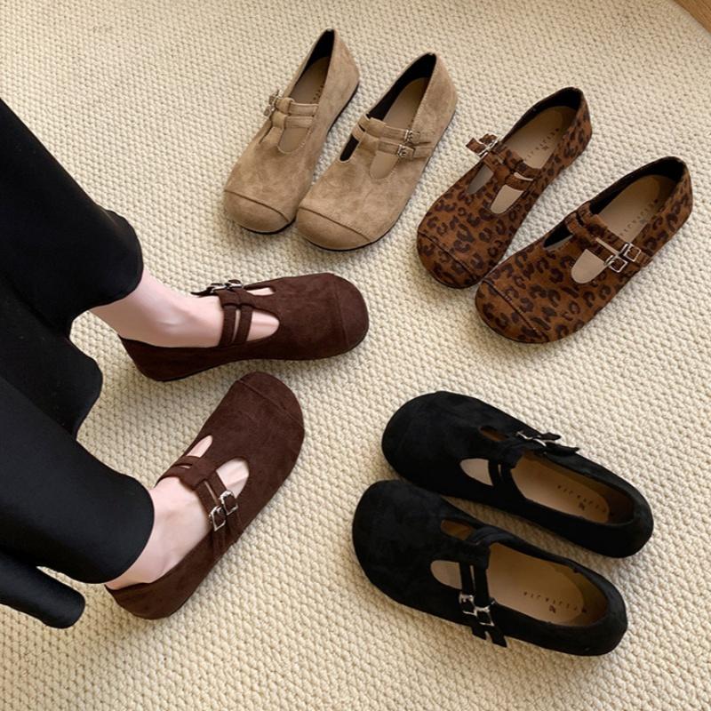 Fashion Spring And Autumn Women's Flat Shoes 2025 Designer New Style Fashion Retro Elegant Flat Shoes Casual Round Toe Ballet Flats