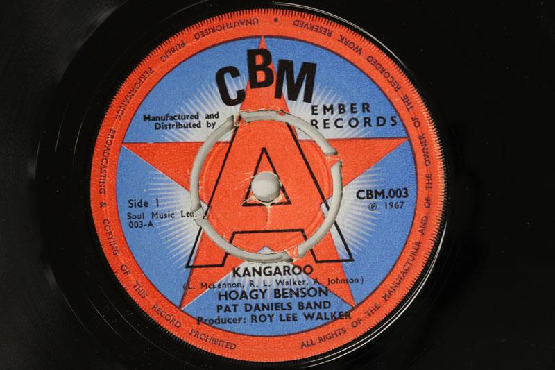 

7-дюймовая пластинка HOAGY BENSON PAT DANIELS BAND Kangaroo Turn Me On CBM003 CBM 1967 UK SoulFunk Б/у
