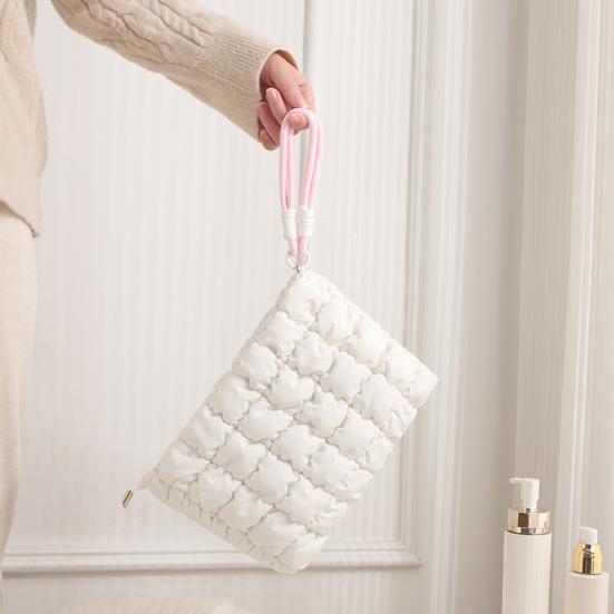 Women Padded Makeup Bag Large Capacity Quilted Cosmetic Pouch Solid Color Makeup Organizer Clutch for Travel Vacation Business Trip