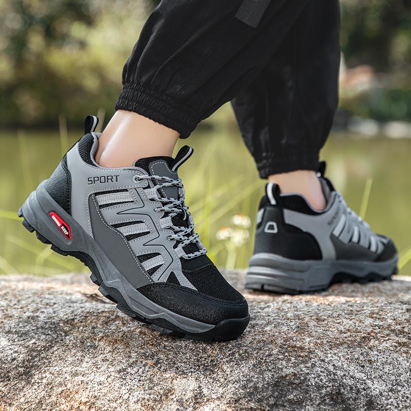 Outdoor Hiking Shoes Men Anti-slip Lightweight Low-top Sports Shoes Men Lace-up Flat Soft Breathable Casual Sport Shoes Men