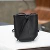 New Park Mini Leather Pocket Bag Messenger Bag Small Bucket Women's Bag Minimalist Casual Mobile Phone Bag