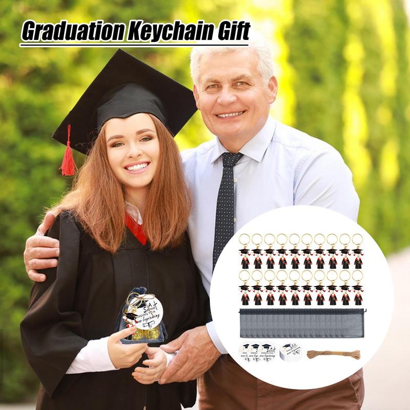 20pcs Class of 2025 Graduation Keychains Party Favors and Gifts for Him and Her Inspirational Congratulations Graduate Souvenir