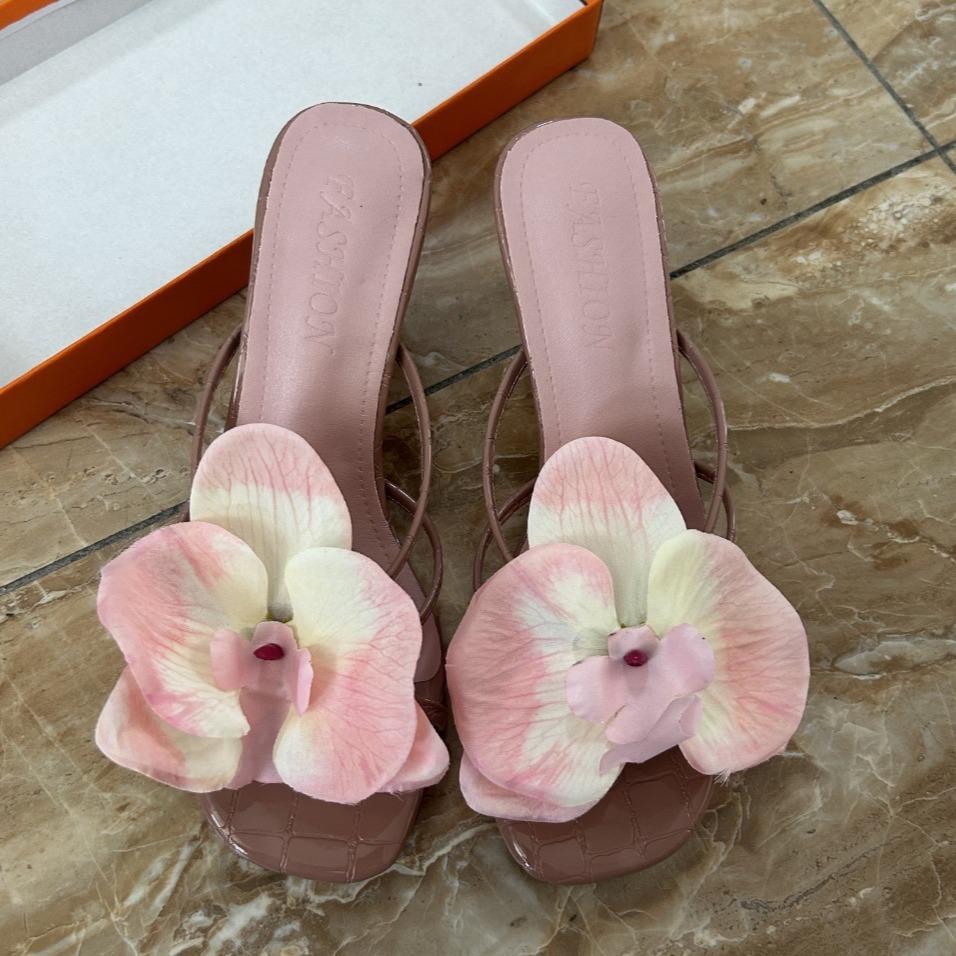 Elegant style red high heels for women 2025 new flower toe high-heeled slippers for summer