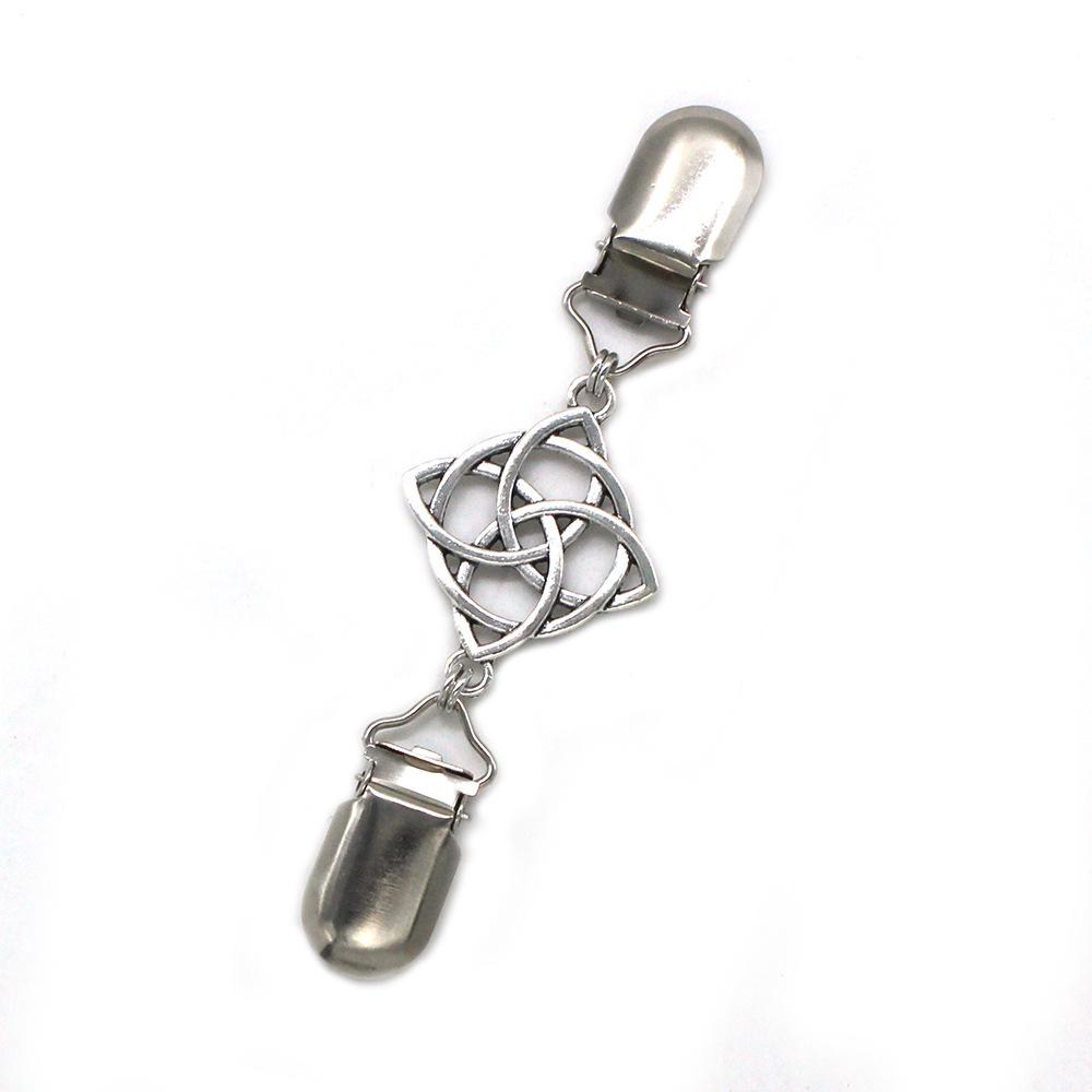 Vintage Double Buckle Sweater Clip - Fashion Hollowed Waist & Scarf Accessory for Women
