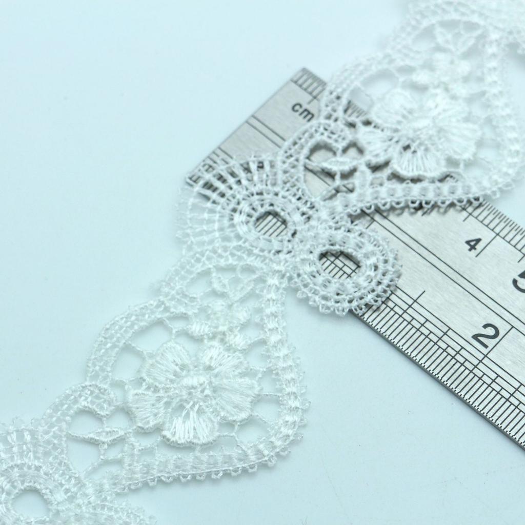 New White Unilateral Water-Soluble Polyester Lace Hollow Embroidery Lace Clothing Laying Material