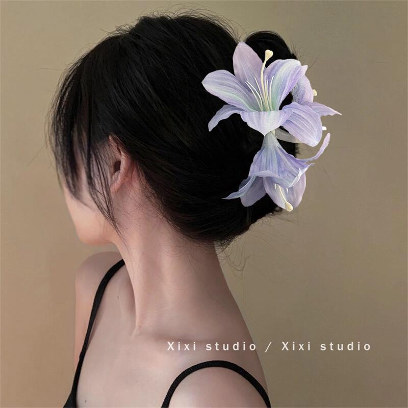 Rain of Flowers: Vintage Butterfly Hairpin for Women in New Chinese Style, Perfect for Hanfu and Cheongsam