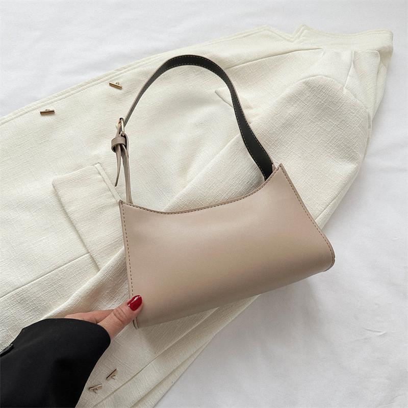 Trendy Womens Underarm Bag Chic Street Style Fall Collection Perfect For Everyday Use