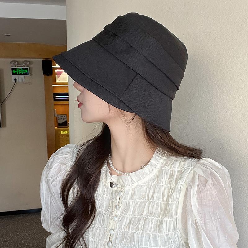 Autumn and Winter Literary and Leisure Bucket Hat, Sunscreen Visor, Front Length and Rear Short Hat Can Be Folded