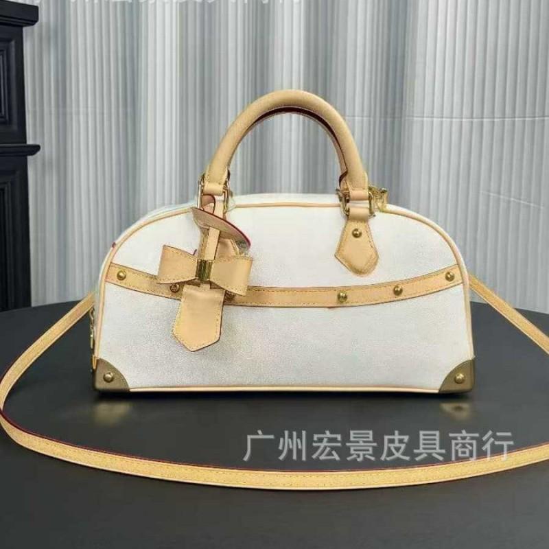 Murakami Takahiro Tricolor HandbagEastWest Bowling Bag One-shoulder Cross-slung Leather Pillow