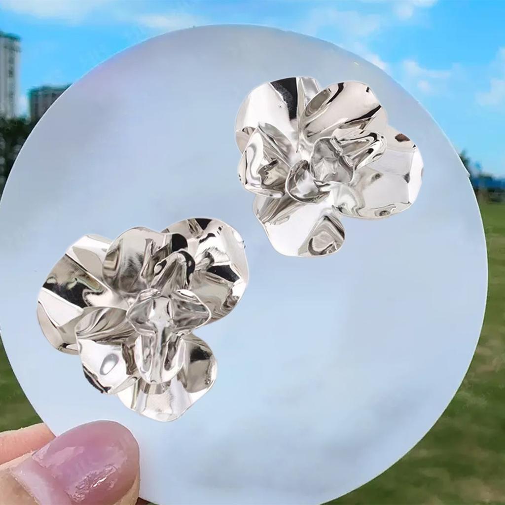 Spring and summer new flower stud earrings premium sense daily commute vacation party earrings