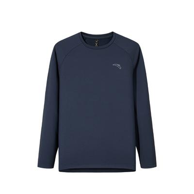 Warme Kleidung – Pullover & Langarmshirts