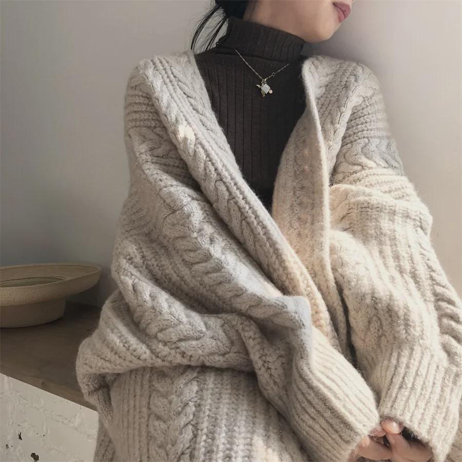 Korean Women's Retro Knitted Long Cardigan - Thick, Loose Fit for Autumn/Winter