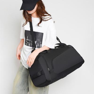 Fitness Bag Large Capacity Gym Bag Zippered Wet Dry Separation Crossbody Bag Water-proof Shoulder Bag for Outdoor Sports