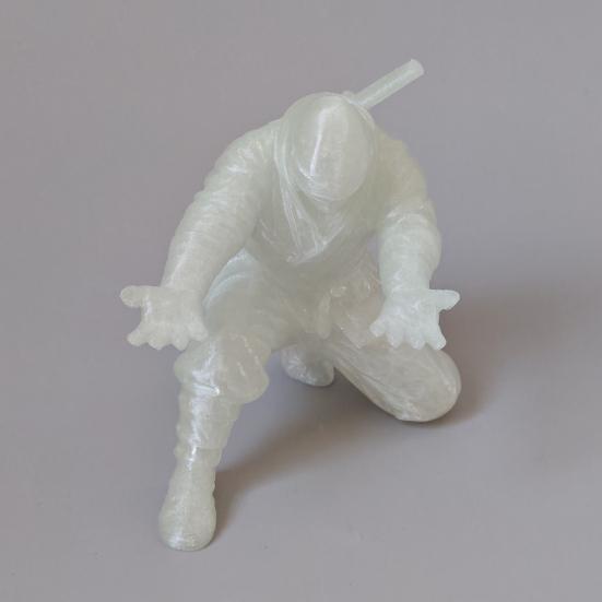 Portalápices Ninja Decoración de Escritorio Portalápices Ninja Arrodillado Soporte para Bolígrafos Impreso en 3D Genial Regalo para Adolescentes Niños Adultos Accesorio de Escritorio de Oficina