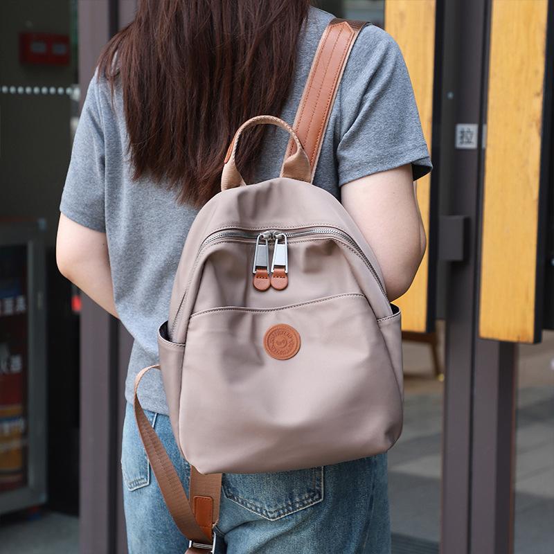Schoolbag Premium 1011 New Versatile Ladies Bag Commuter Travel Small Backpack Casual Fashion Mom Backpack
