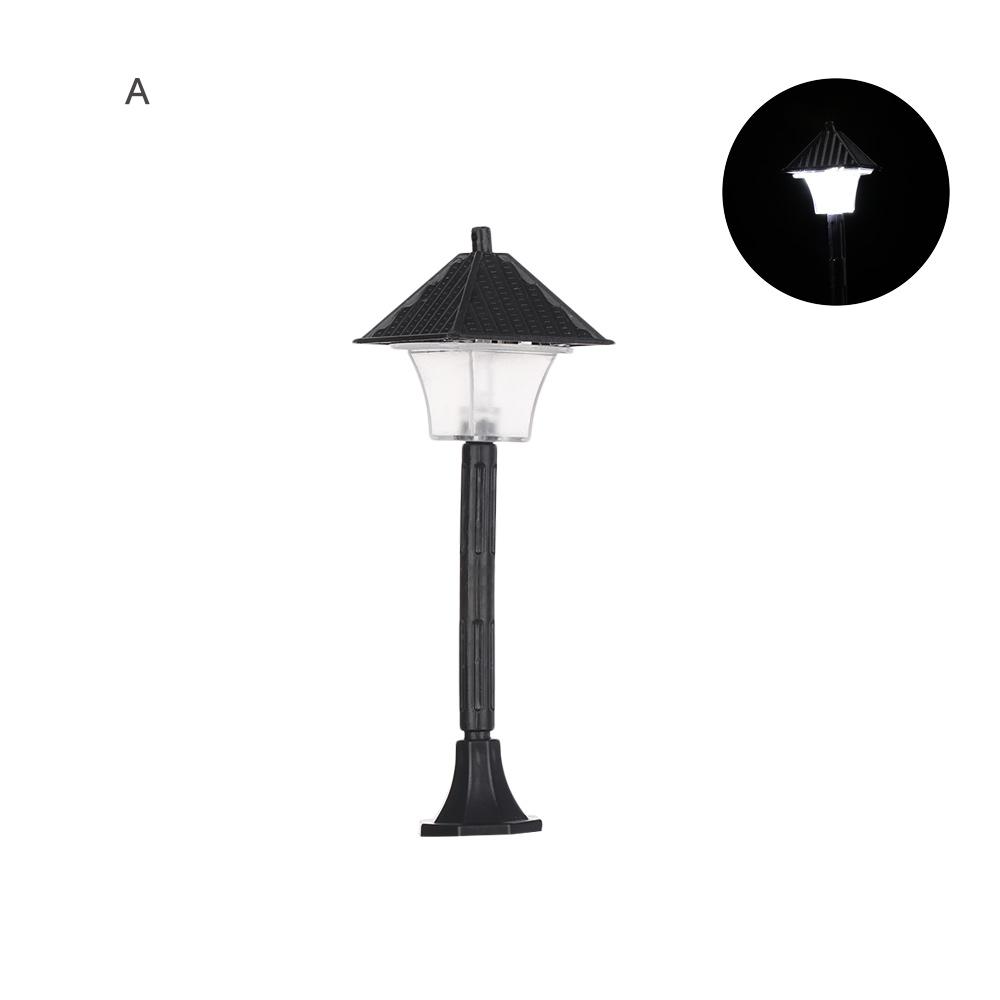 5PCS Plastic Model Mini Retro Street Lights Miniature Simulation Dollhouse Decor Decorative Lights Mini Christmas Style