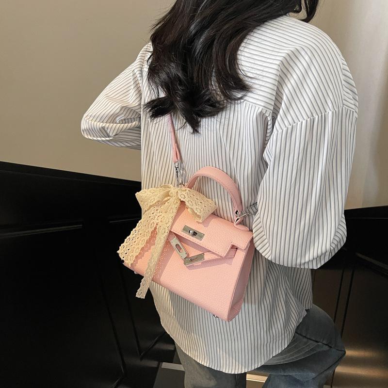 Handbag Women's New Versatile Shoulder Crossbody Small Square Bag