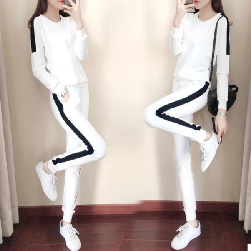 Casual Sports Suit for Women, Spring and Autumn Korean Style Loose Black and White Running Sportswear Sweatshirt Two-piece Set