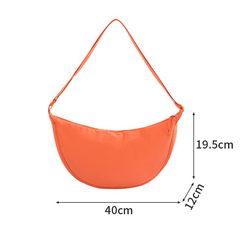 New Simple and Casual Solid Color Nylon Large Capacity Men Women's Dumpling Bag Shoulder Bag for Travel and Commuting Unisex Hobo Bags