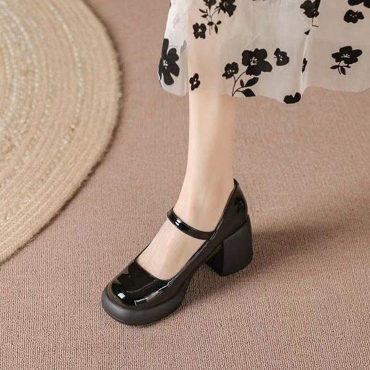 

Мода 2024 весна и осень новая мода туфли на высоком каблуке на толстой подошве кроссовки женская обувь 40 чёрный