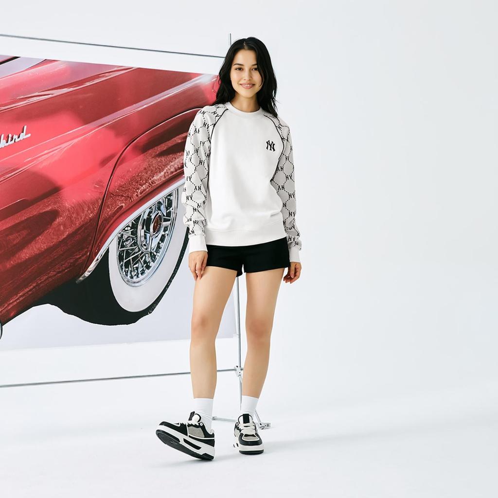 MLB Monogram Vintage Series New York Yankees 24FW Diamond Early Autumn Long Sleeve Fashion Casual Loose Crew Neck Sweatshirt 3AMTM1244-50CRS